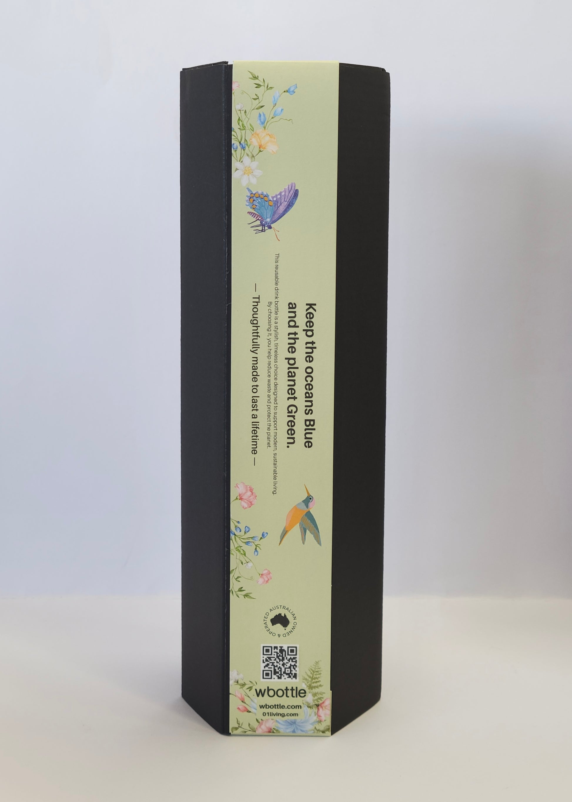 Back view of Green Hummingbird Thermal Tea Flask 500ml / 17oz retail packaging, displaying product features and information for the reusable insulated tea bottle.